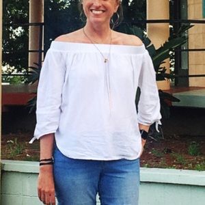 Old Navy off the shoulder white cotton/linen blend top, sz L. / gently used